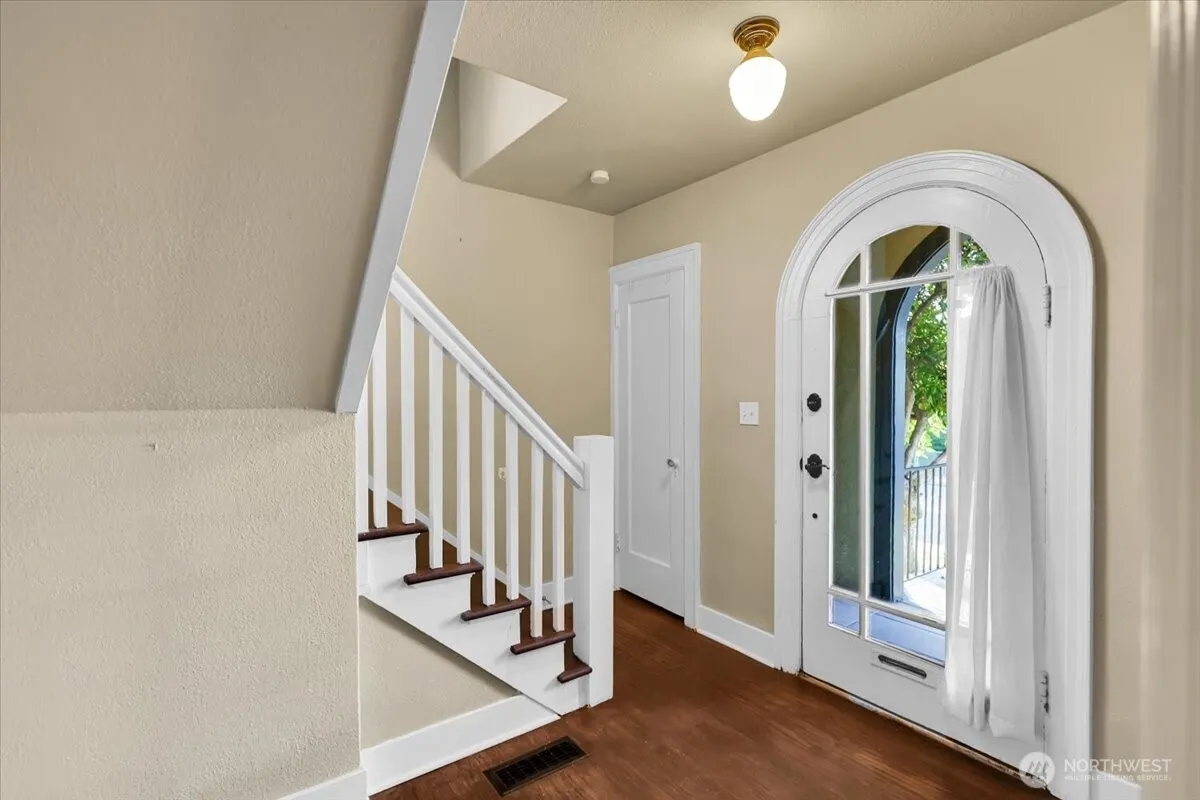 Property photo for 4124 6th Avenue, Tacoma photo 5