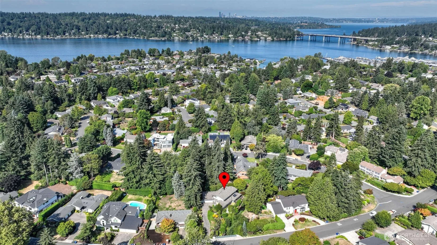 Property photo for 11 Cascade Key, Bellevue photo 2