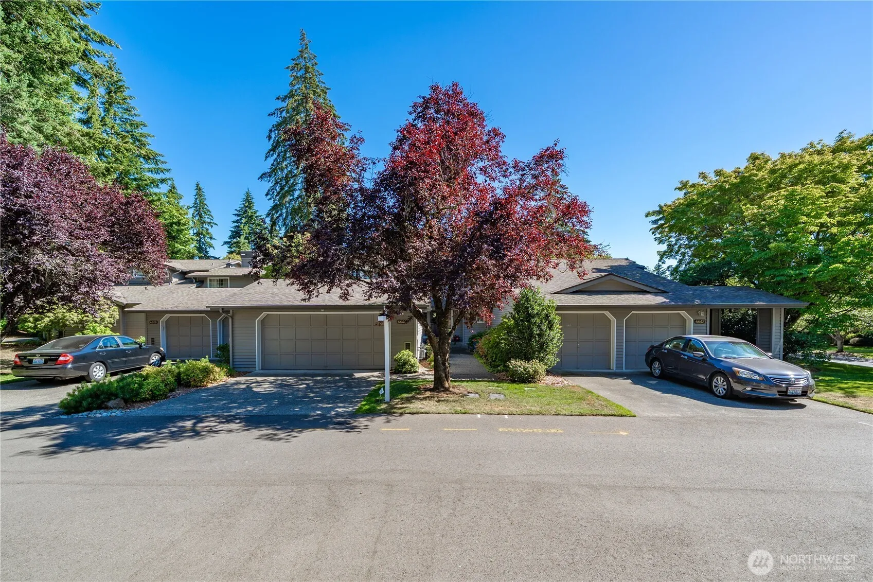 Property photo for 6640 114th Avenue Se, Bellevue photo 3
