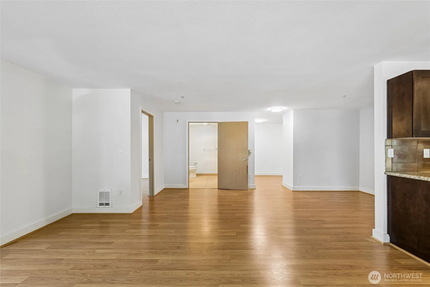 Property photo for 1620 Belmont Ave #125, Seattle photo 5