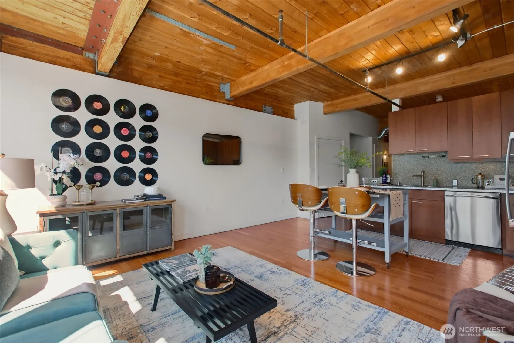 Property photo for 1408 12th Avenue #310, Seattle photo 4