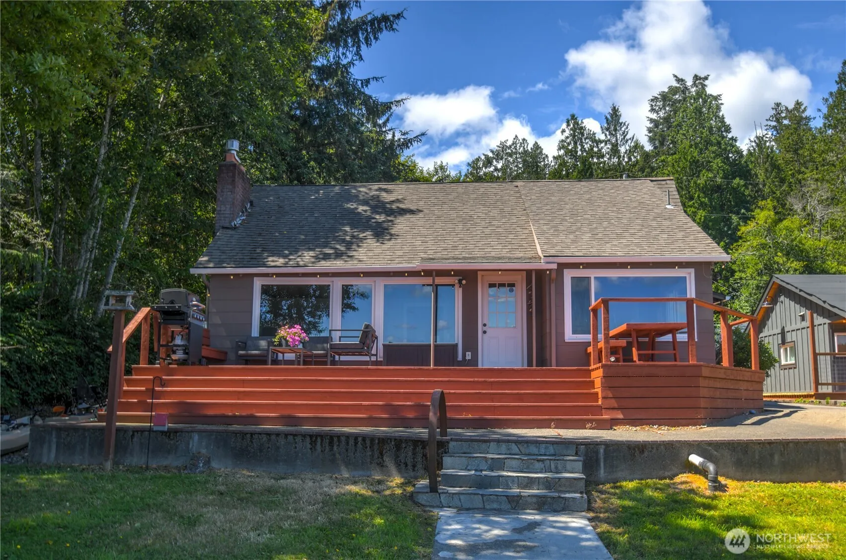 Property photo for 22492 N Us Hwy 101, Shelton