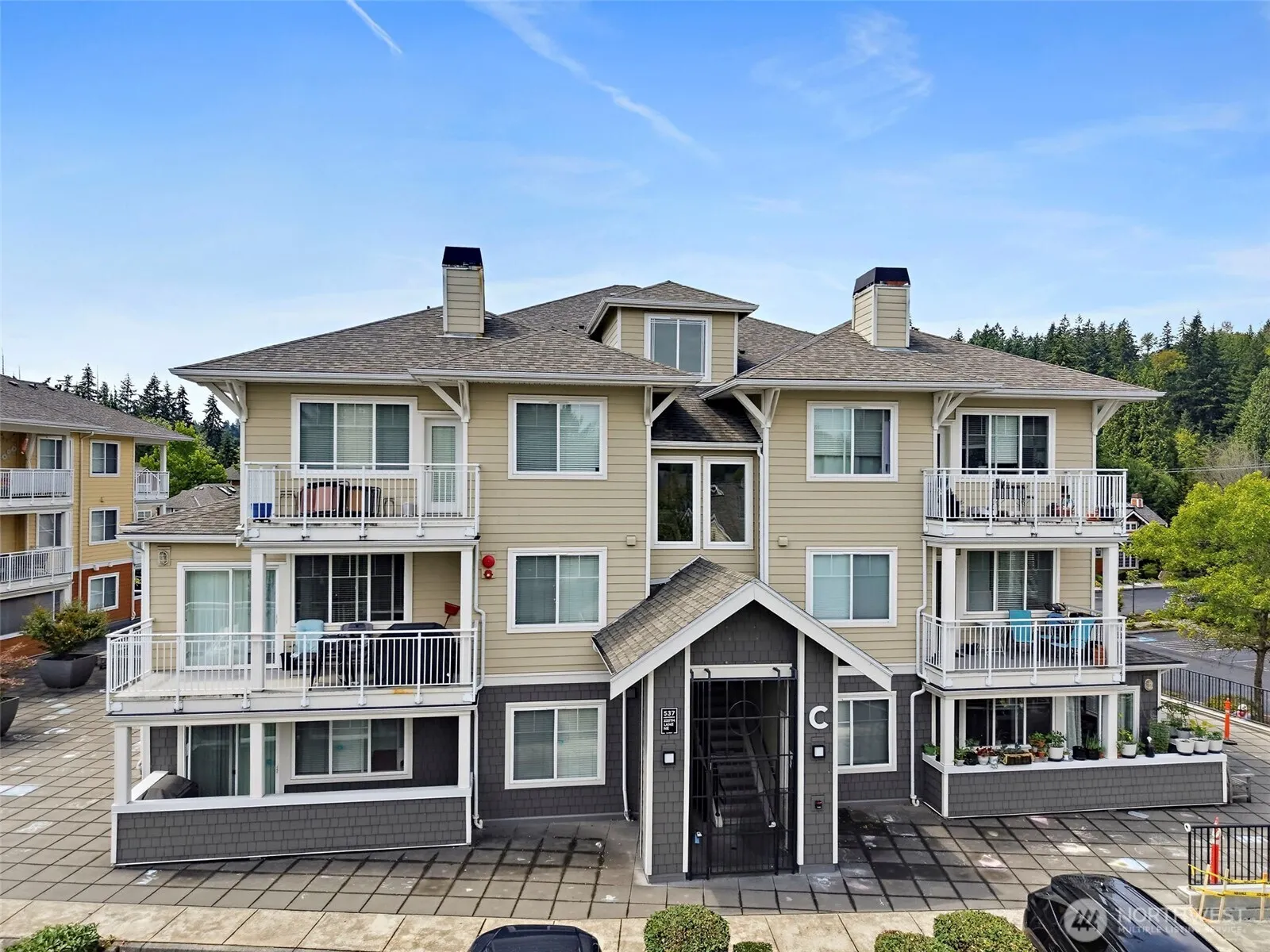 Property photo for 537 225th Lane Ne #c102, Sammamish photo 2