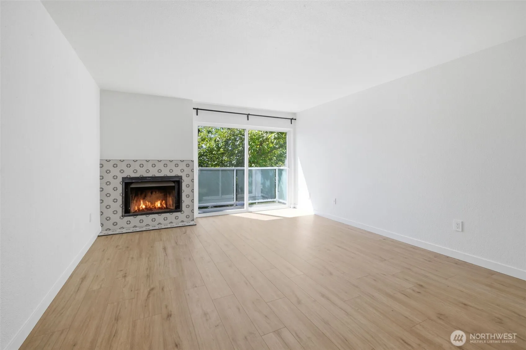 Property photo for 8800 20th Avenue Ne #b202, Seattle photo 5