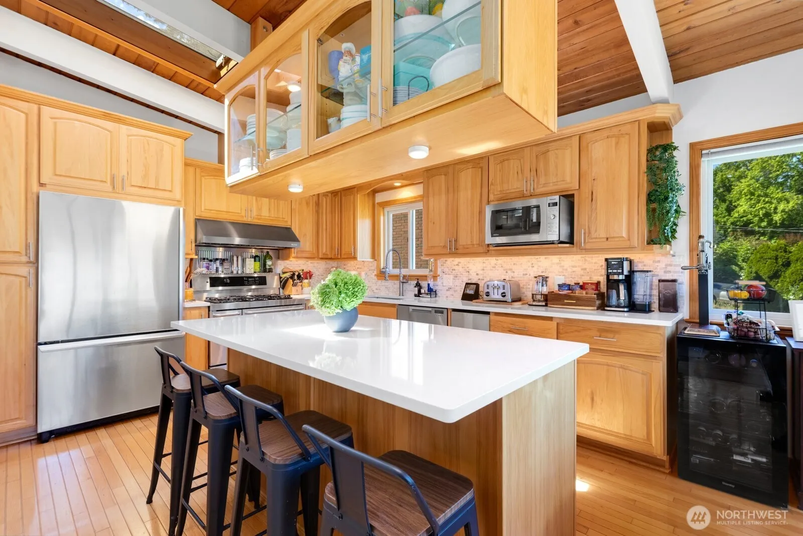 Property photo for 11123 34th Place Sw, Seattle photo 5