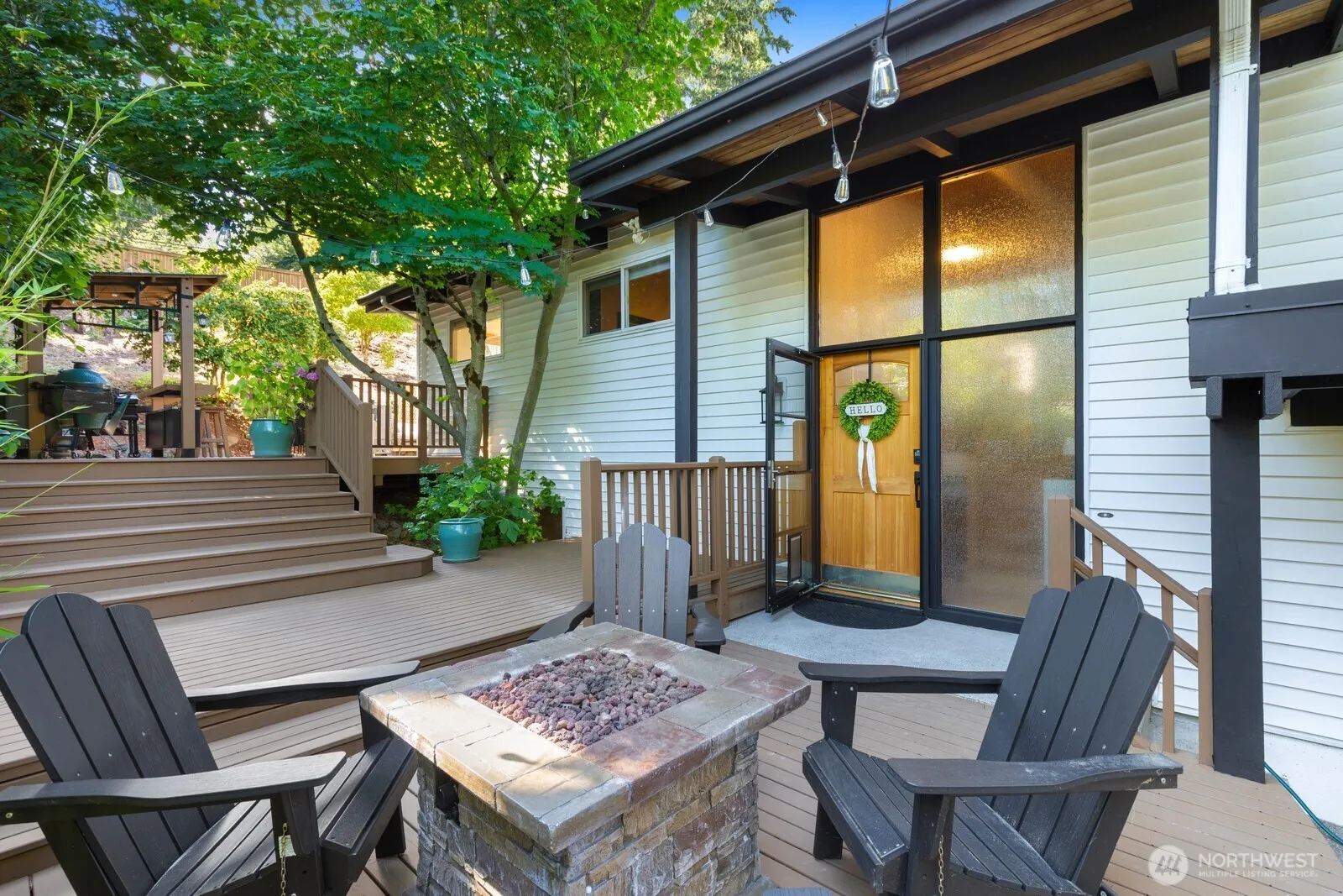 Property photo for 11123 34th Place Sw, Seattle photo 2