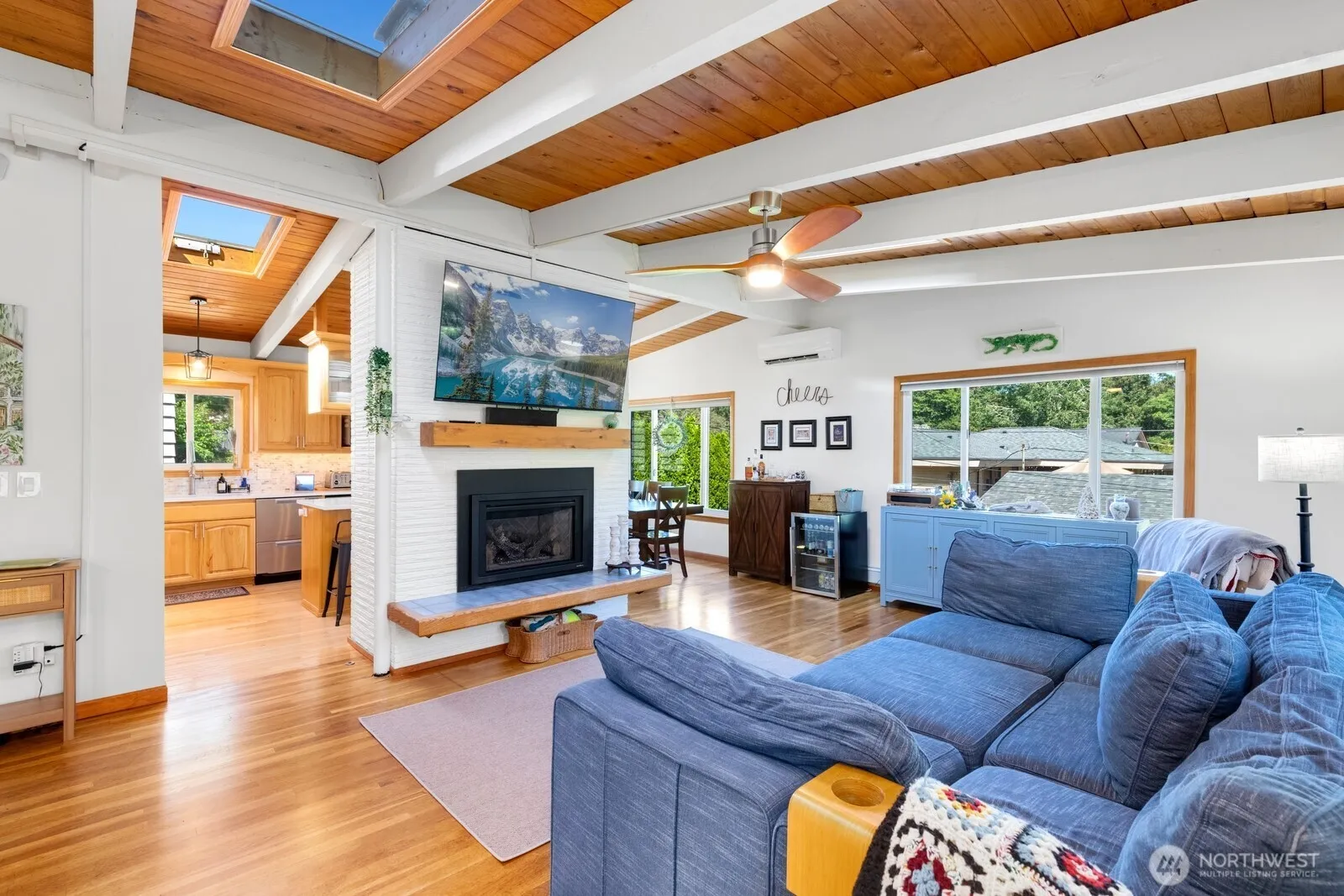 Property photo for 11123 34th Place Sw, Seattle photo 3