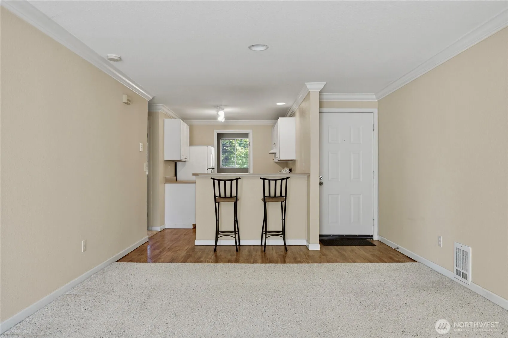 Property photo for 1003 156th Avenue Ne #308, Bellevue photo 4