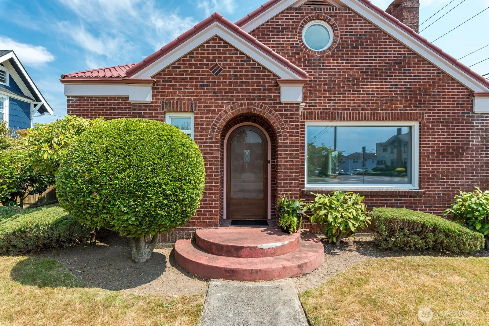 Property photo for 1831 Rucker Ave, Everett photo 2