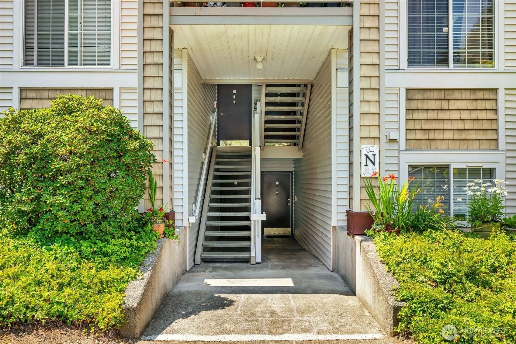 Property photo for 25235 Se Klahanie Boulevard #n102, Sammamish photo 3