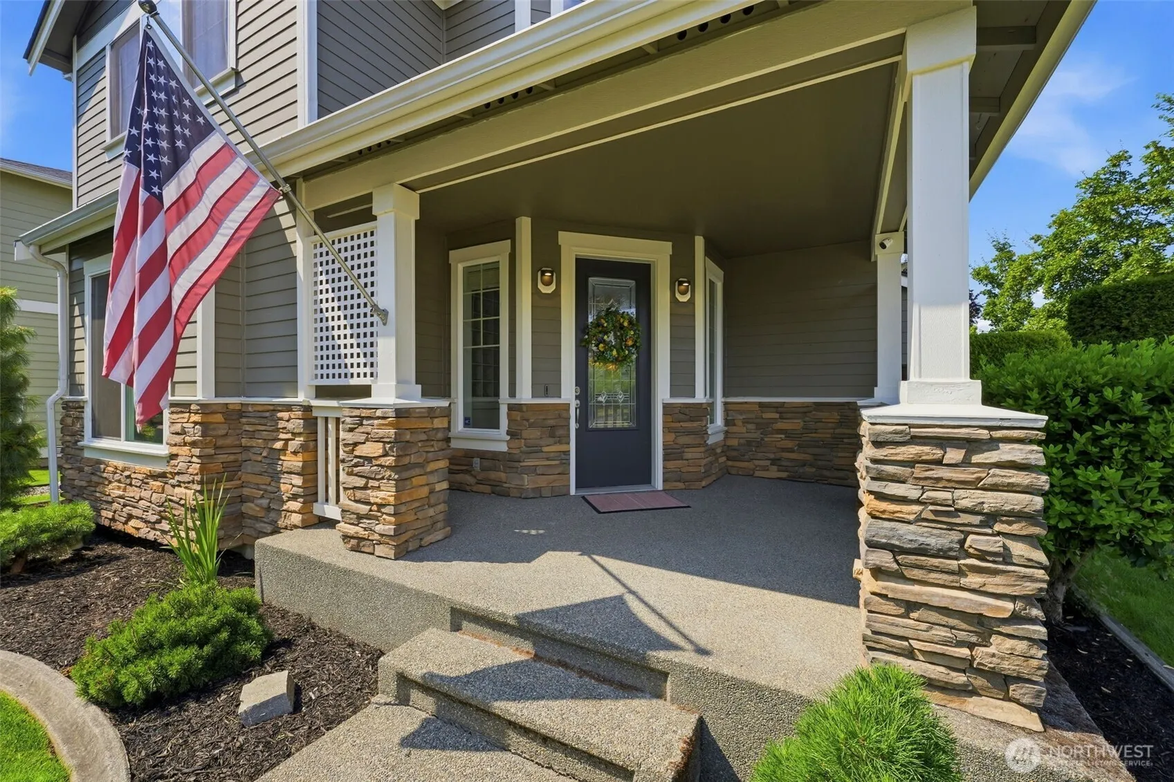 Property photo for 15217 Daffodil Street Ct E, Sumner photo 4