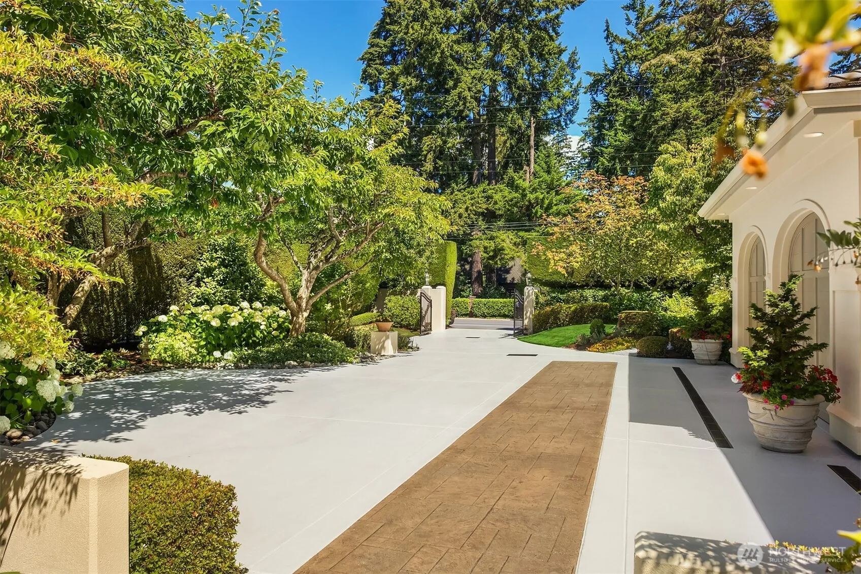 Property photo for 14405 3rd Avenue Nw, Seattle photo 2