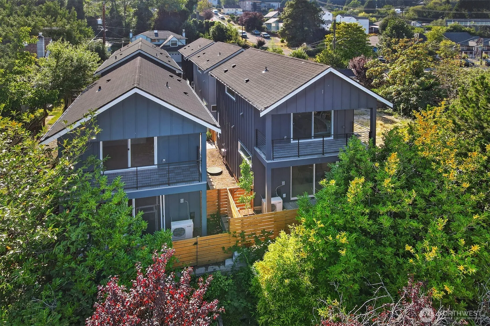Property photo for 2006 C 19th Avenue S, Seattle