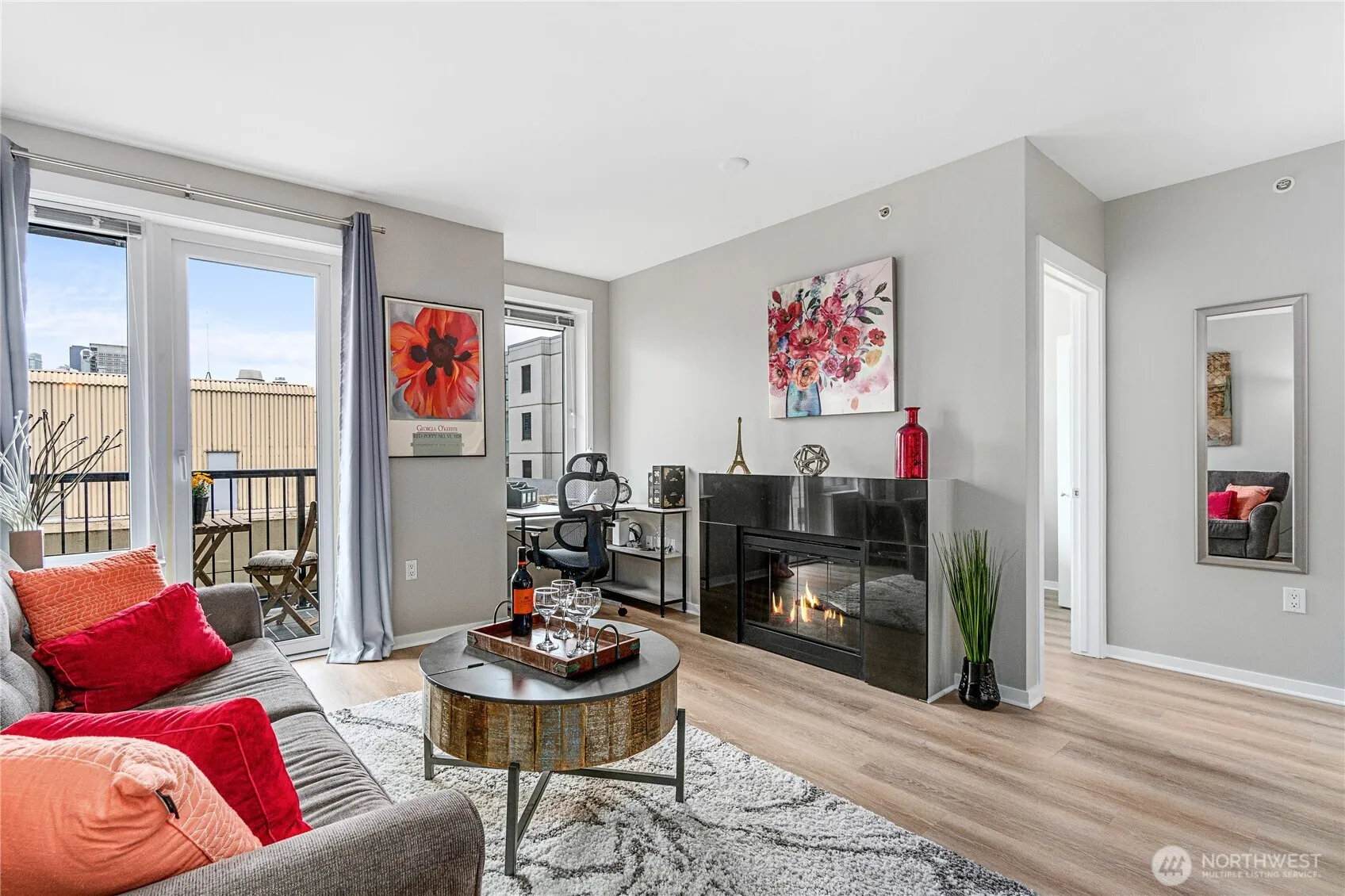Property photo for 2721 1st Avenue #809, Seattle photo 2