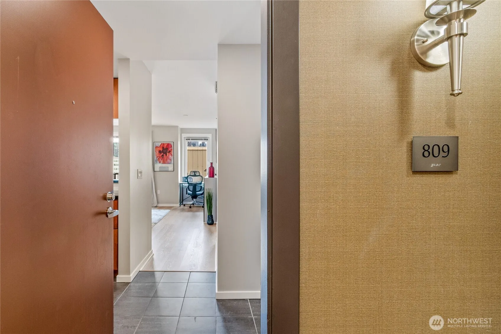Property photo for 2721 1st Avenue #809, Seattle photo 2