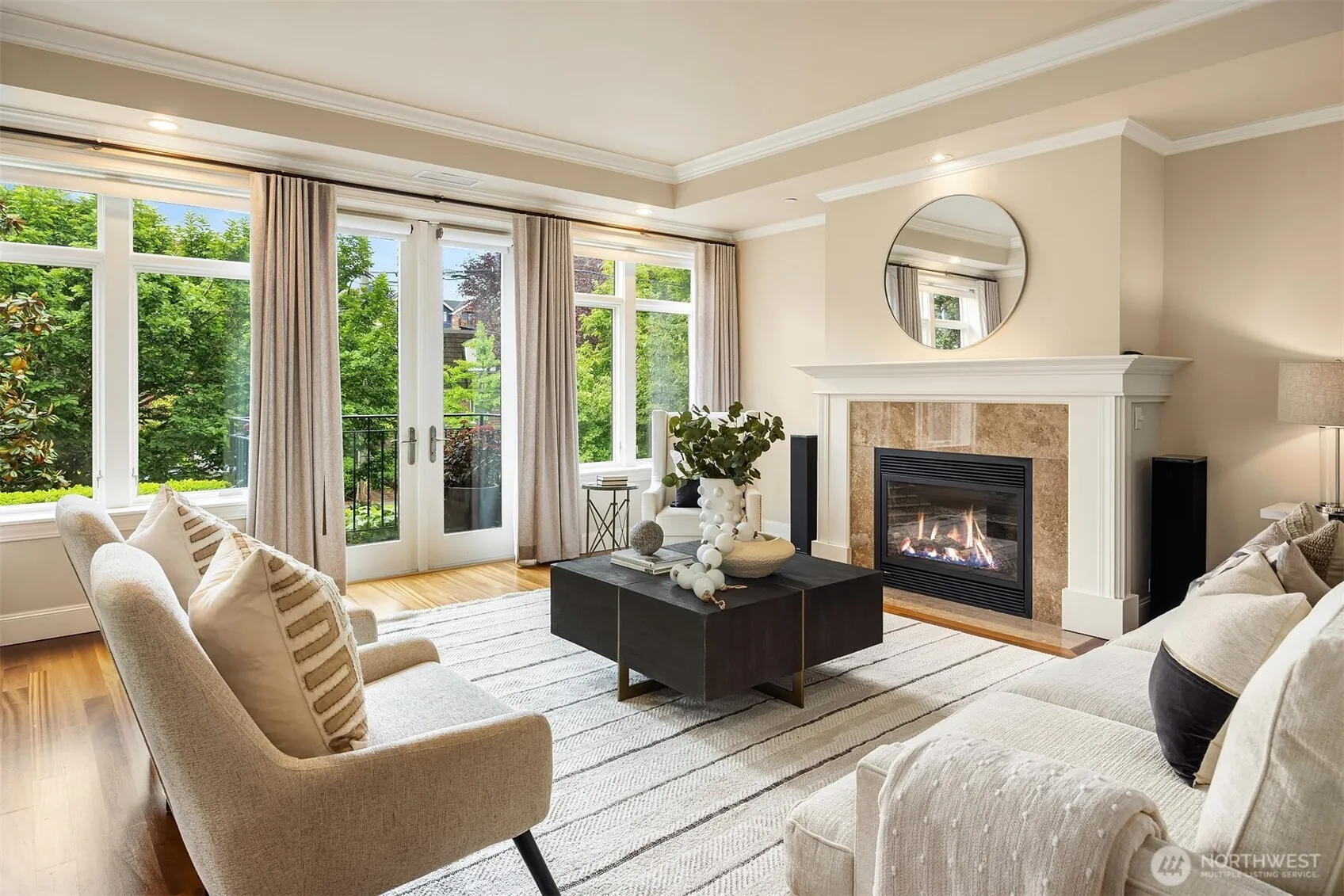 Property photo for 725 Harvard Avenue E, Seattle photo 5