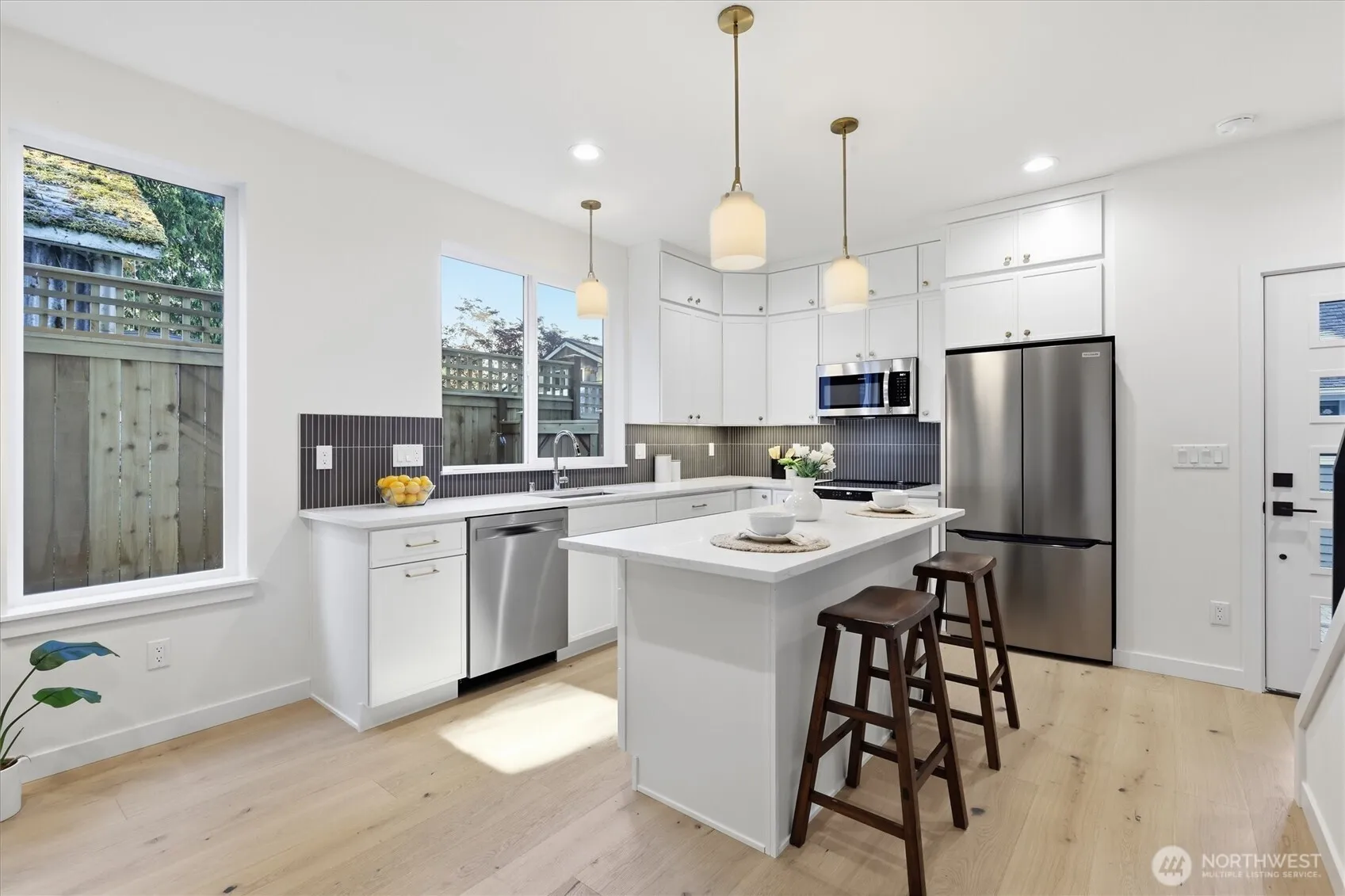 Property photo for 13353 25th Avenue Ne, Seattle photo 3