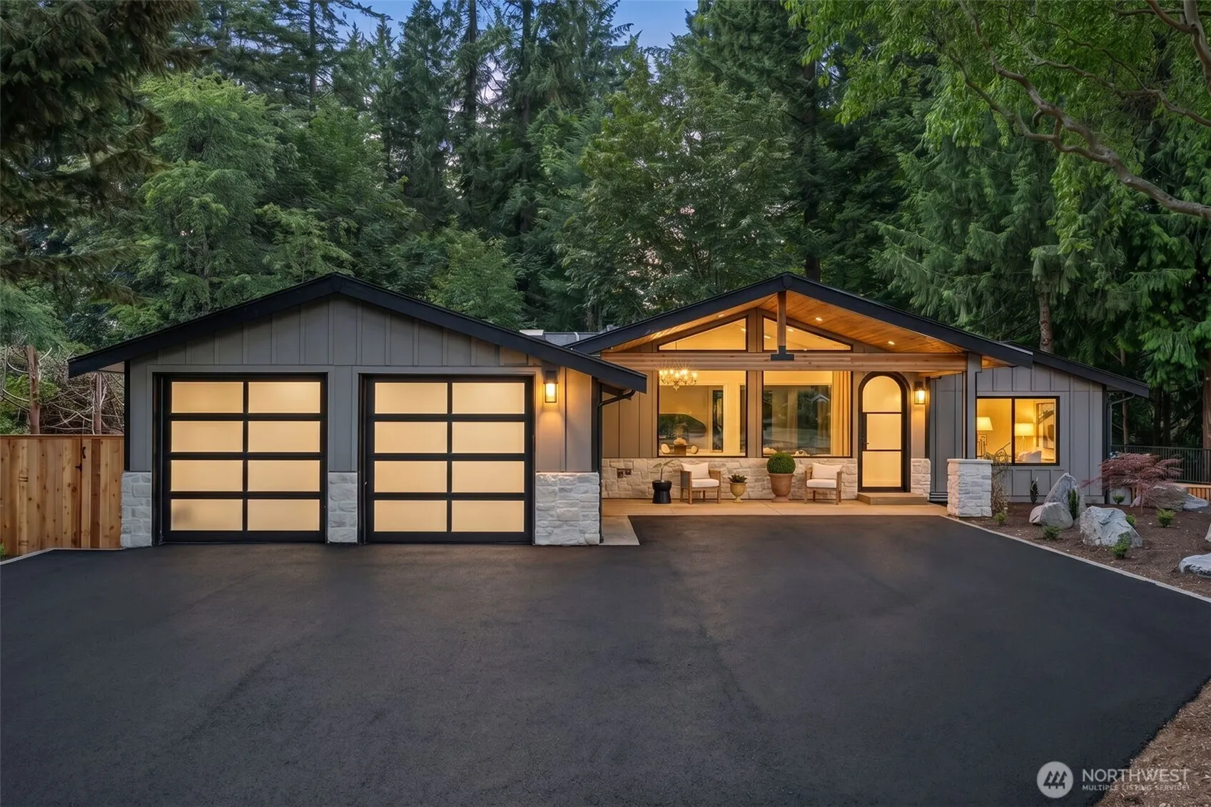 Property photo for 19840 Ne Redmond Road, Redmond