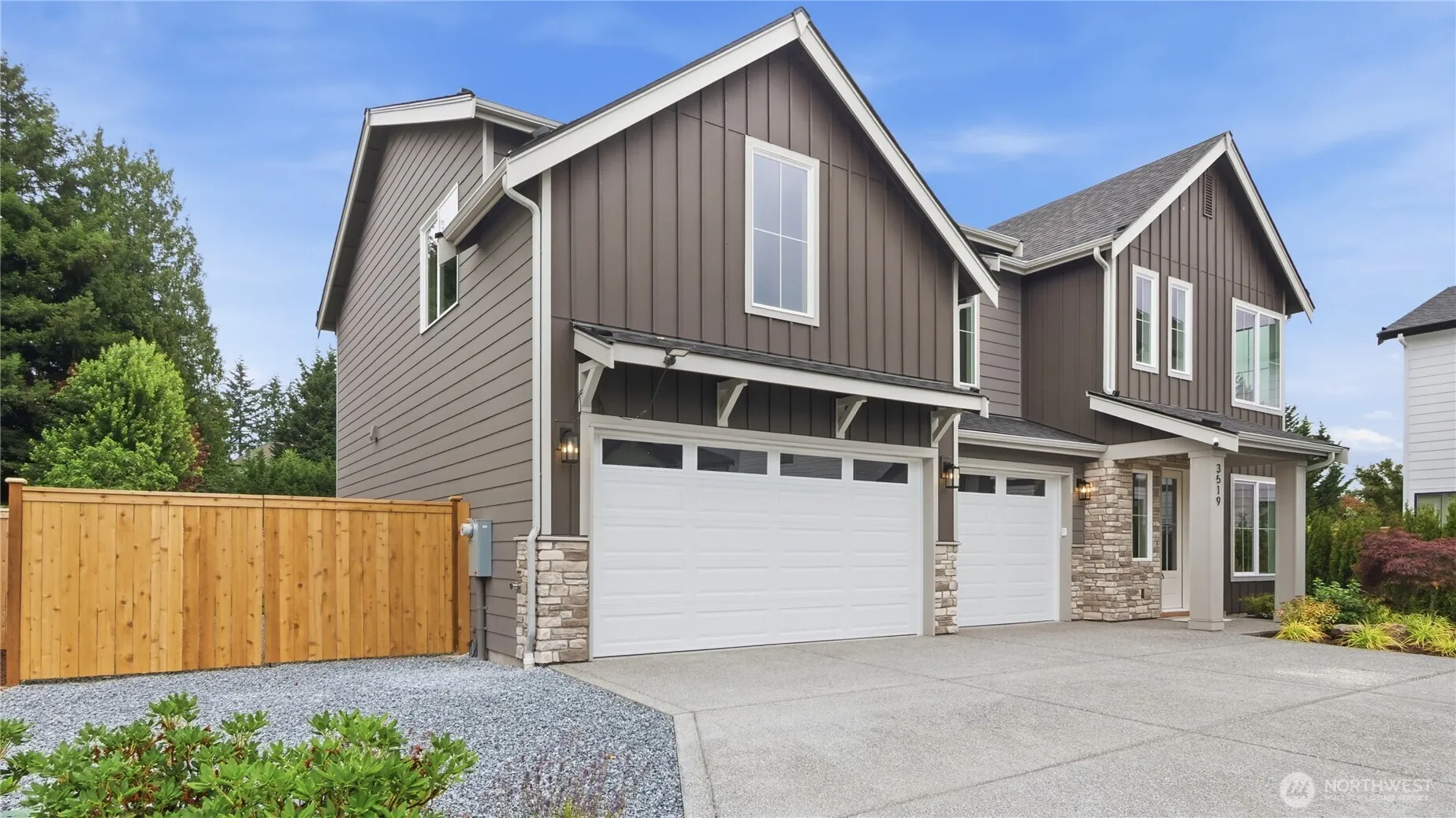 Property photo for 3519 173rd Place Sw, Lynnwood photo 2
