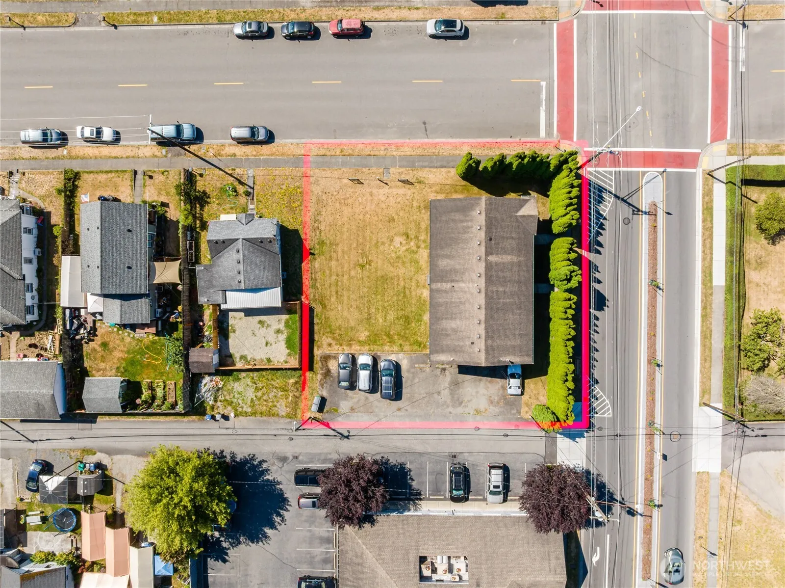 Property photo for 703 Broadway Street, Arlington photo 2