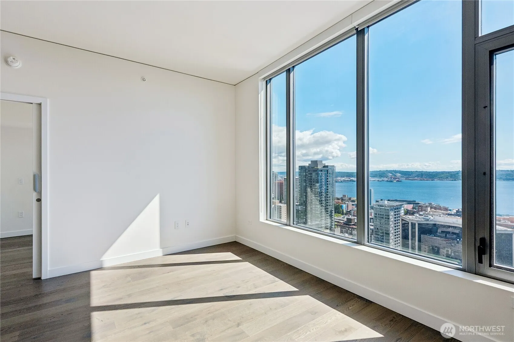 Property photo for 2510 6th Street #2705, Seattle photo 5