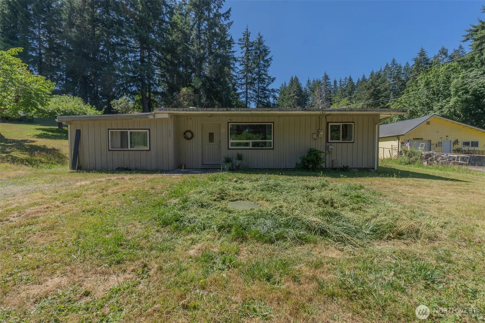 Property photo for 533 E Walnut Street, Shelton photo 2