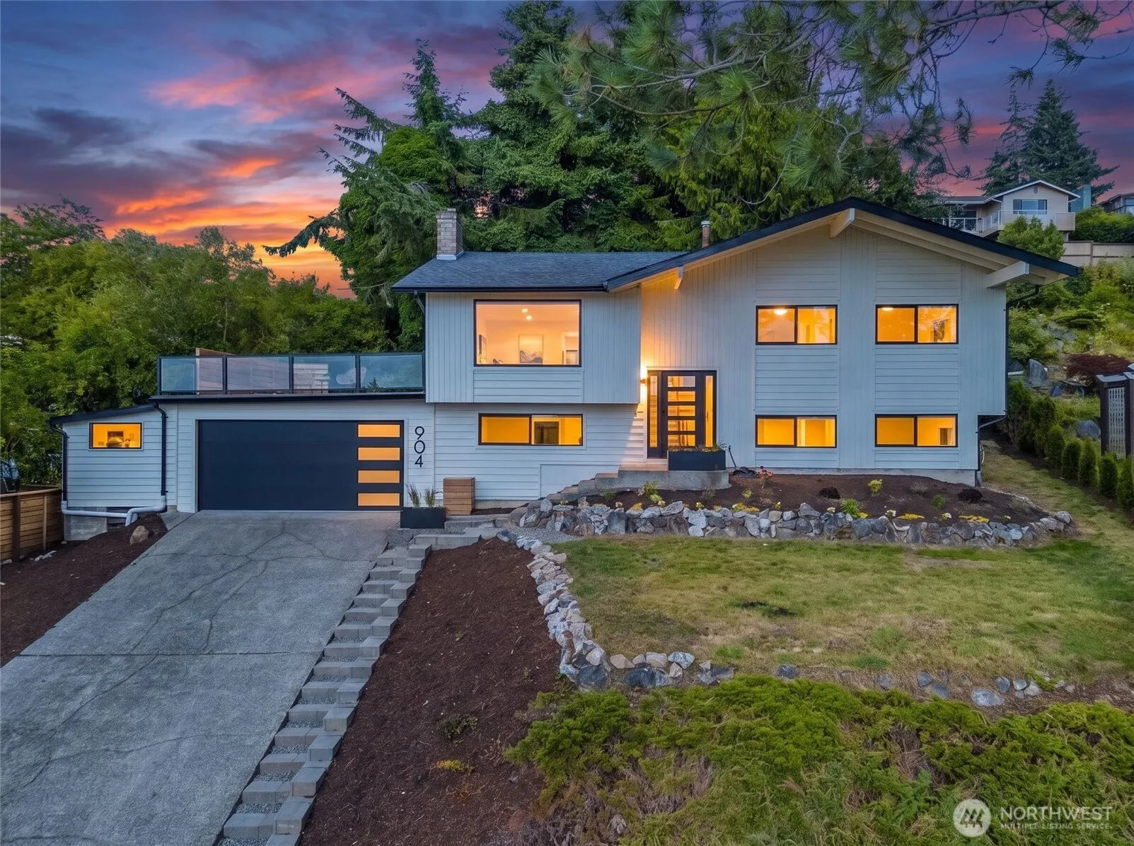 Property photo for 904 Puget Street, Bellingham