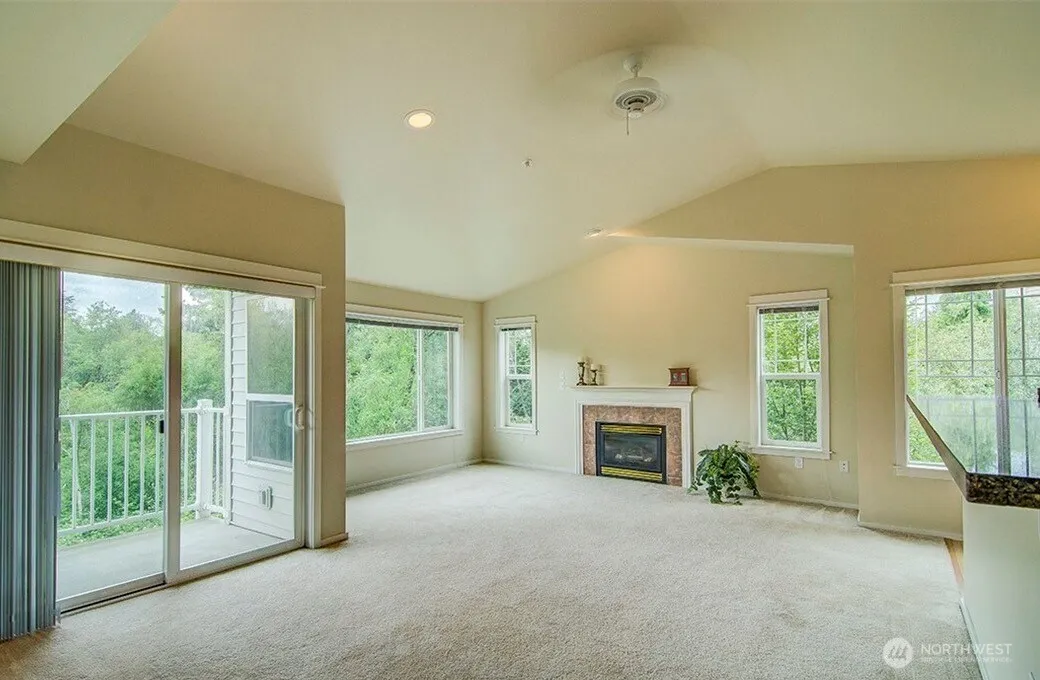Property photo for 2009 196 Street Se #d304, Bothell photo 3