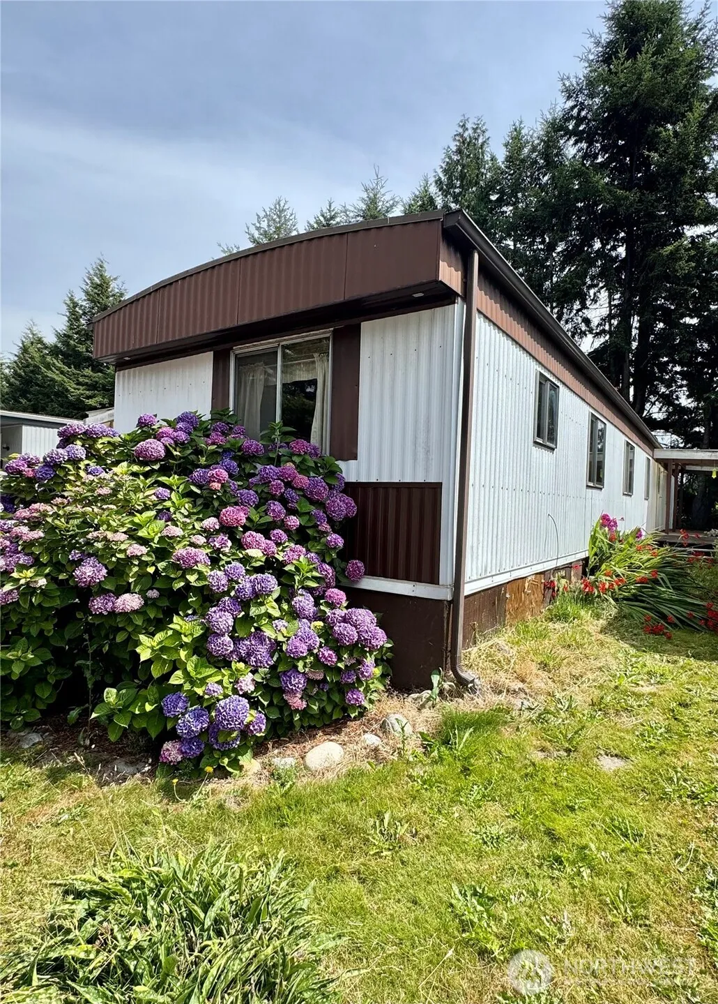 Property photo for 2210 Old Highway 99 Road S #9, Mount Vernon