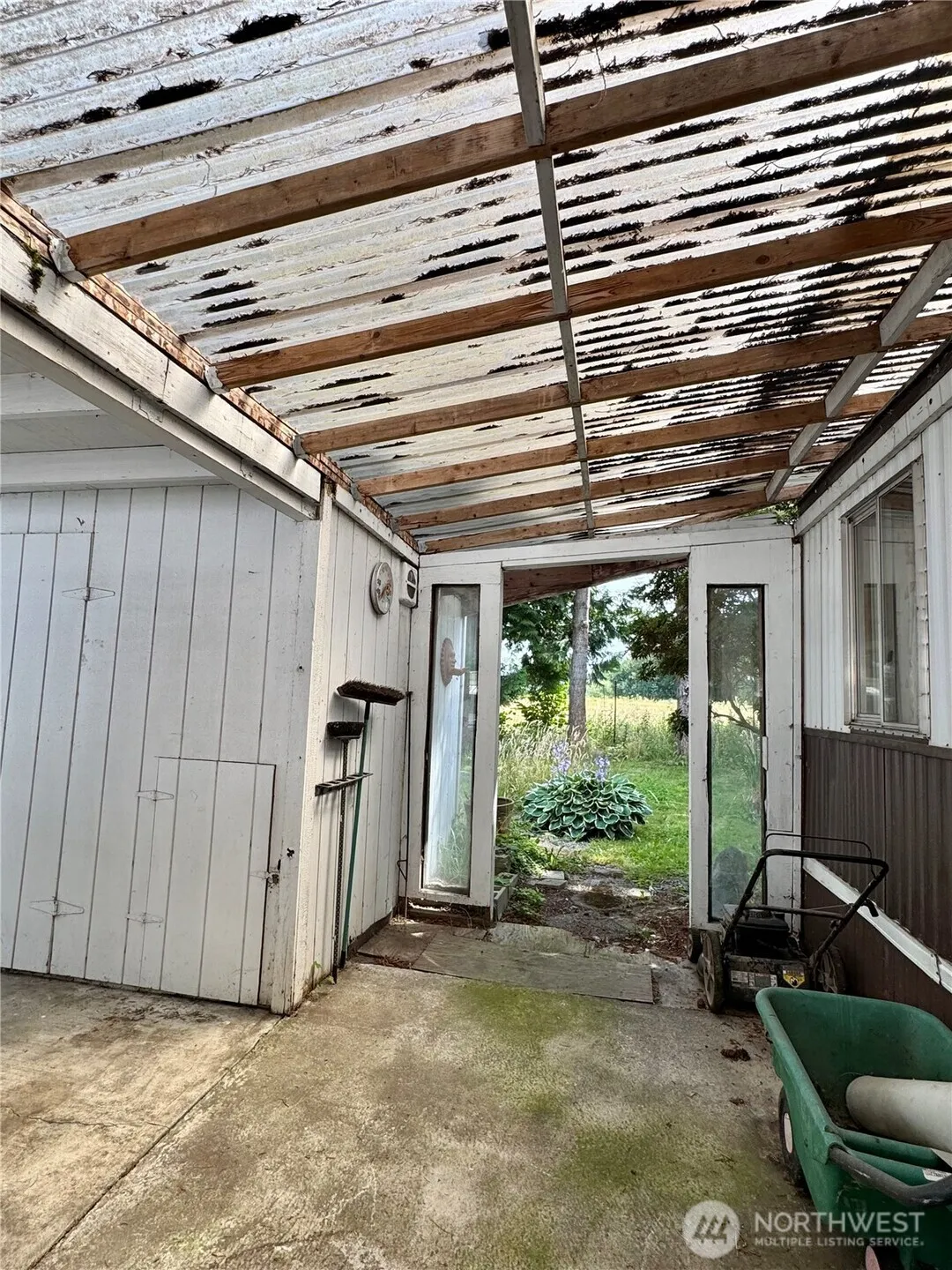 Property photo for 2210 Old Highway 99 Road S #9, Mount Vernon photo 3