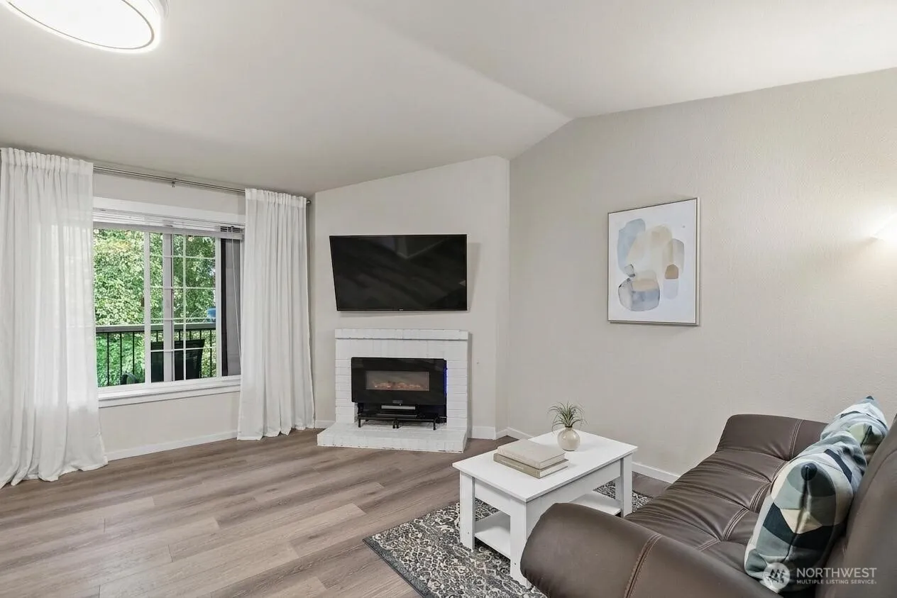 Property photo for 12404 E Gibson Road #k303, Everett photo 5