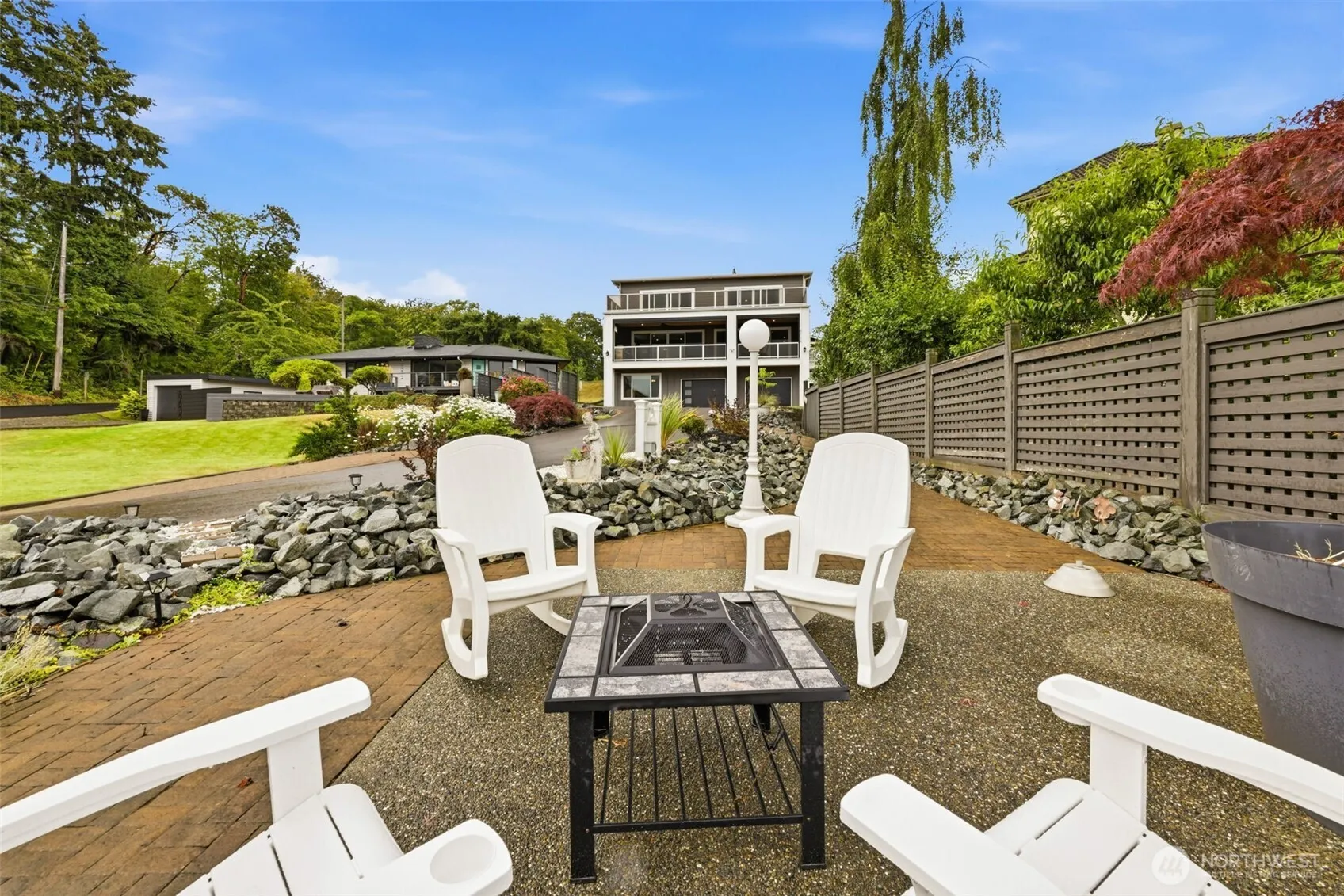 Property photo for 6718 Water Street Ne, Tacoma photo 5