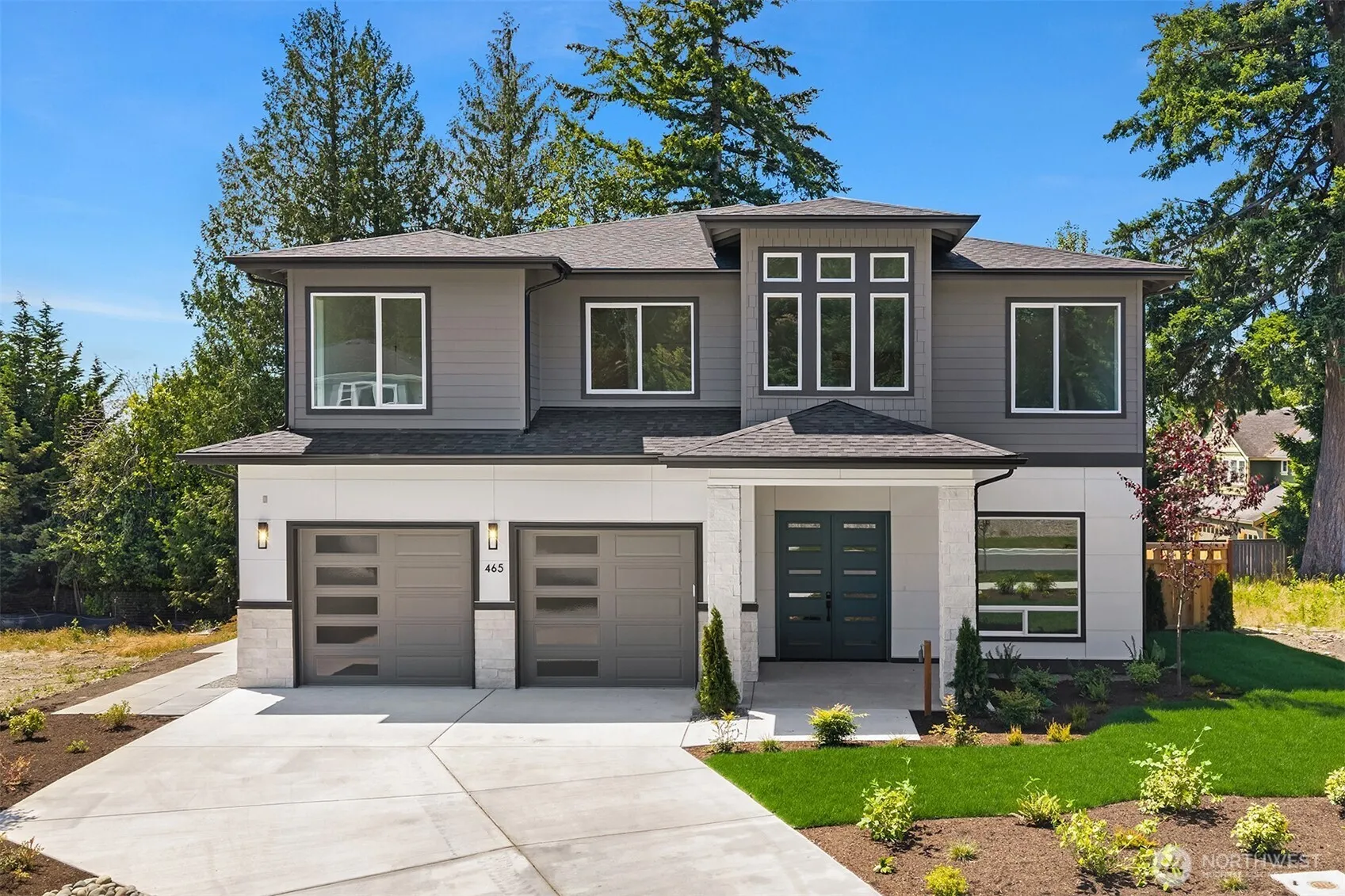 Property photo for 465 Orcas Ave Ne, Renton