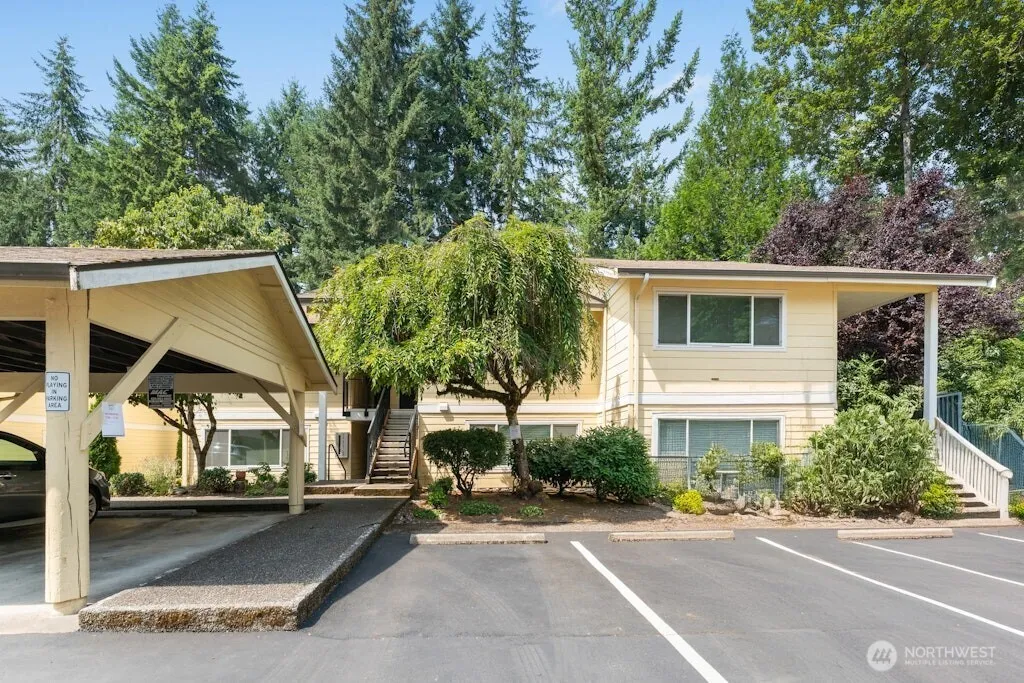 Property photo for 14602 Ne 51st Street #d1, Bellevue