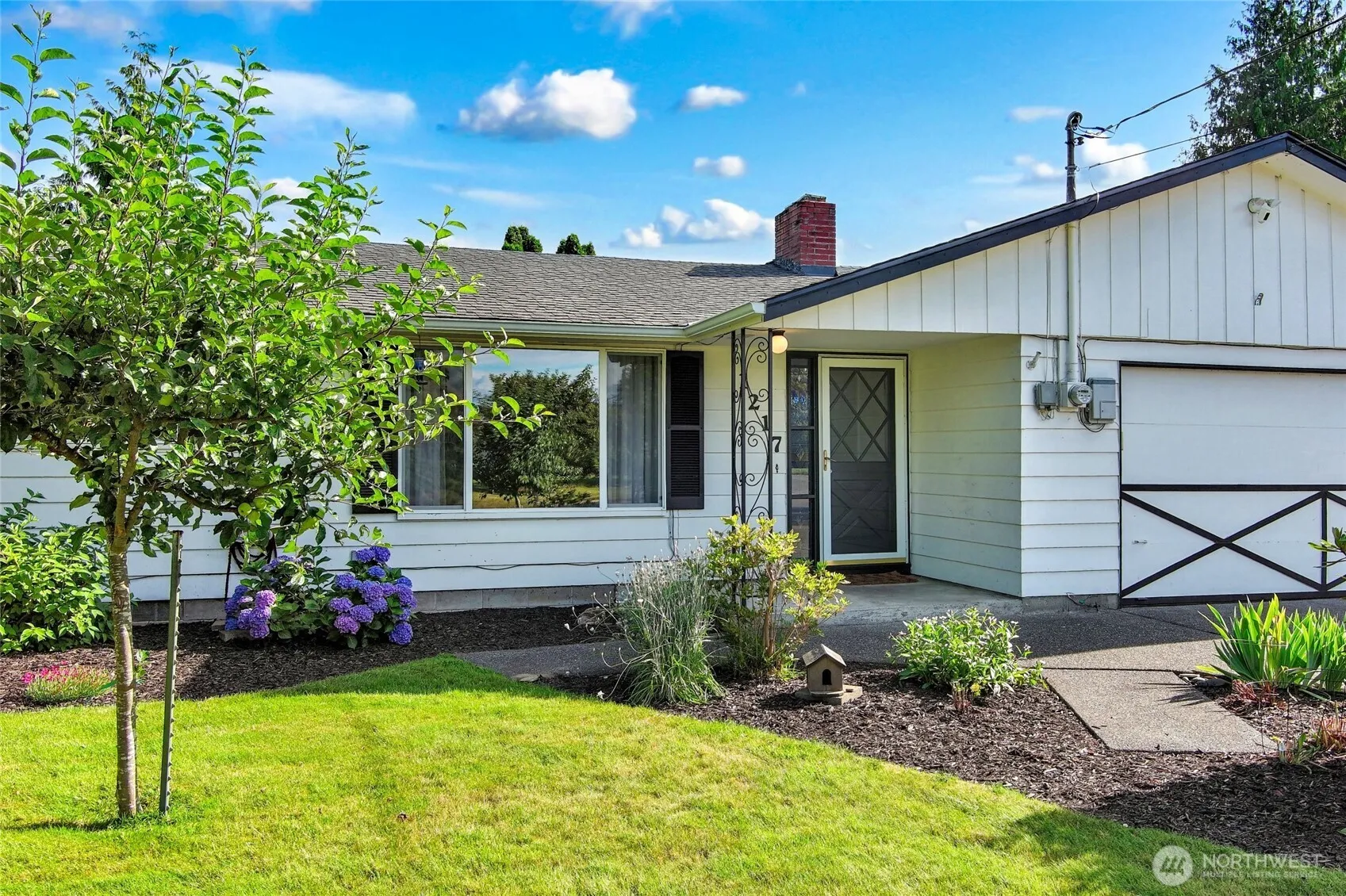 Property photo for 1217 S Walnut Street, Burlington photo 5