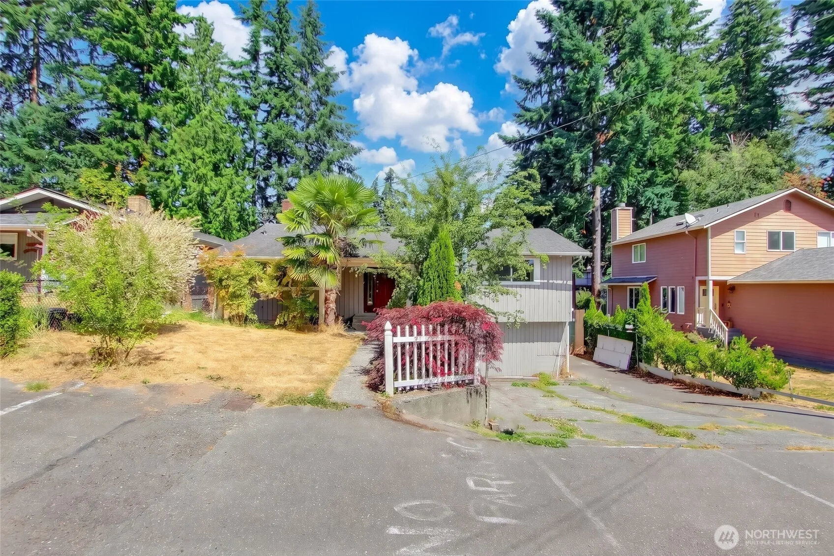 Property photo for 201 E Beech Street, Everett