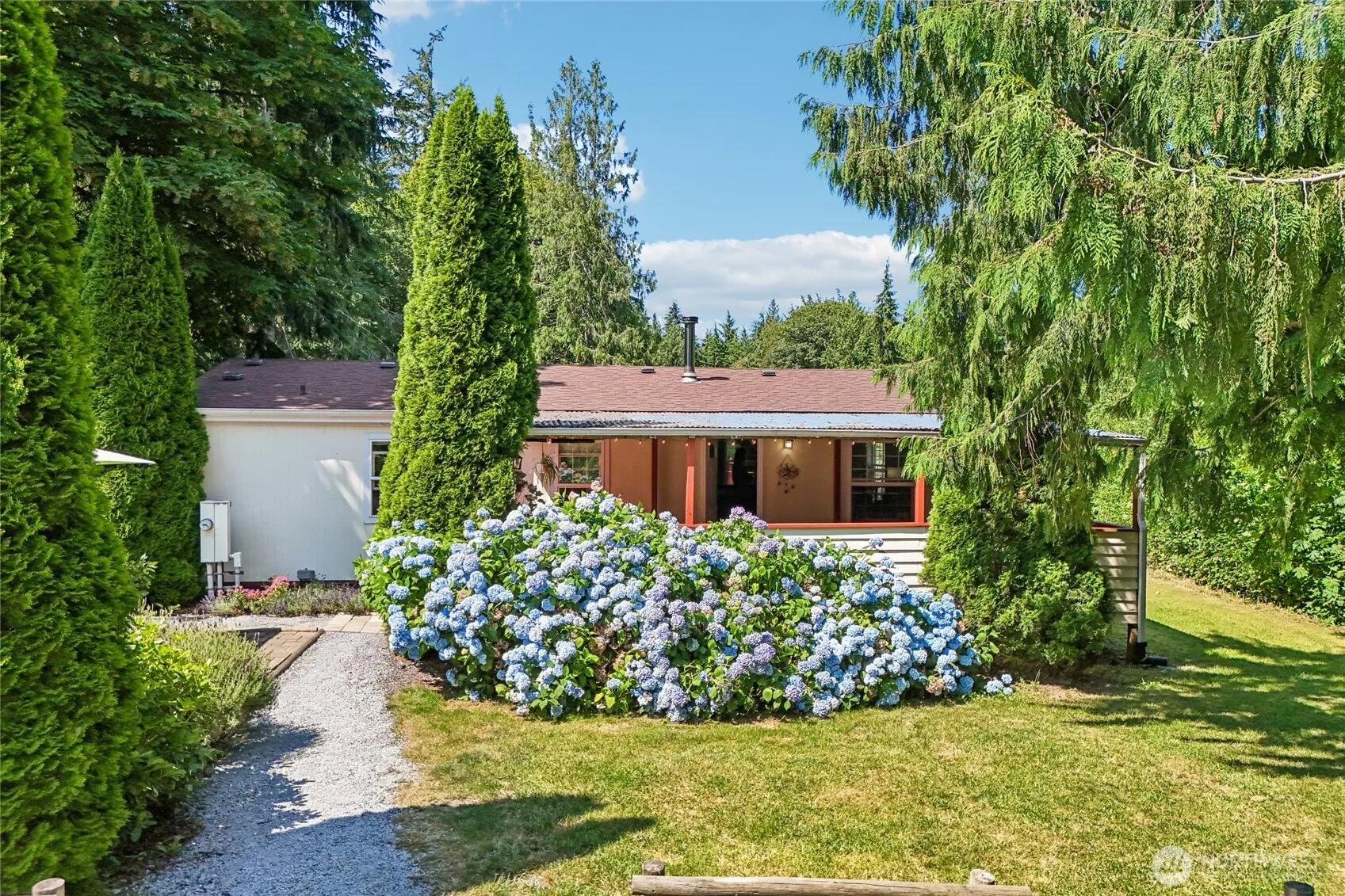 Property photo for 16125 Dubuque Road, Snohomish photo 2