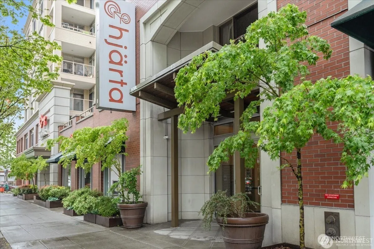 Property photo for 1530 Nw Market Street #502, Seattle photo 2