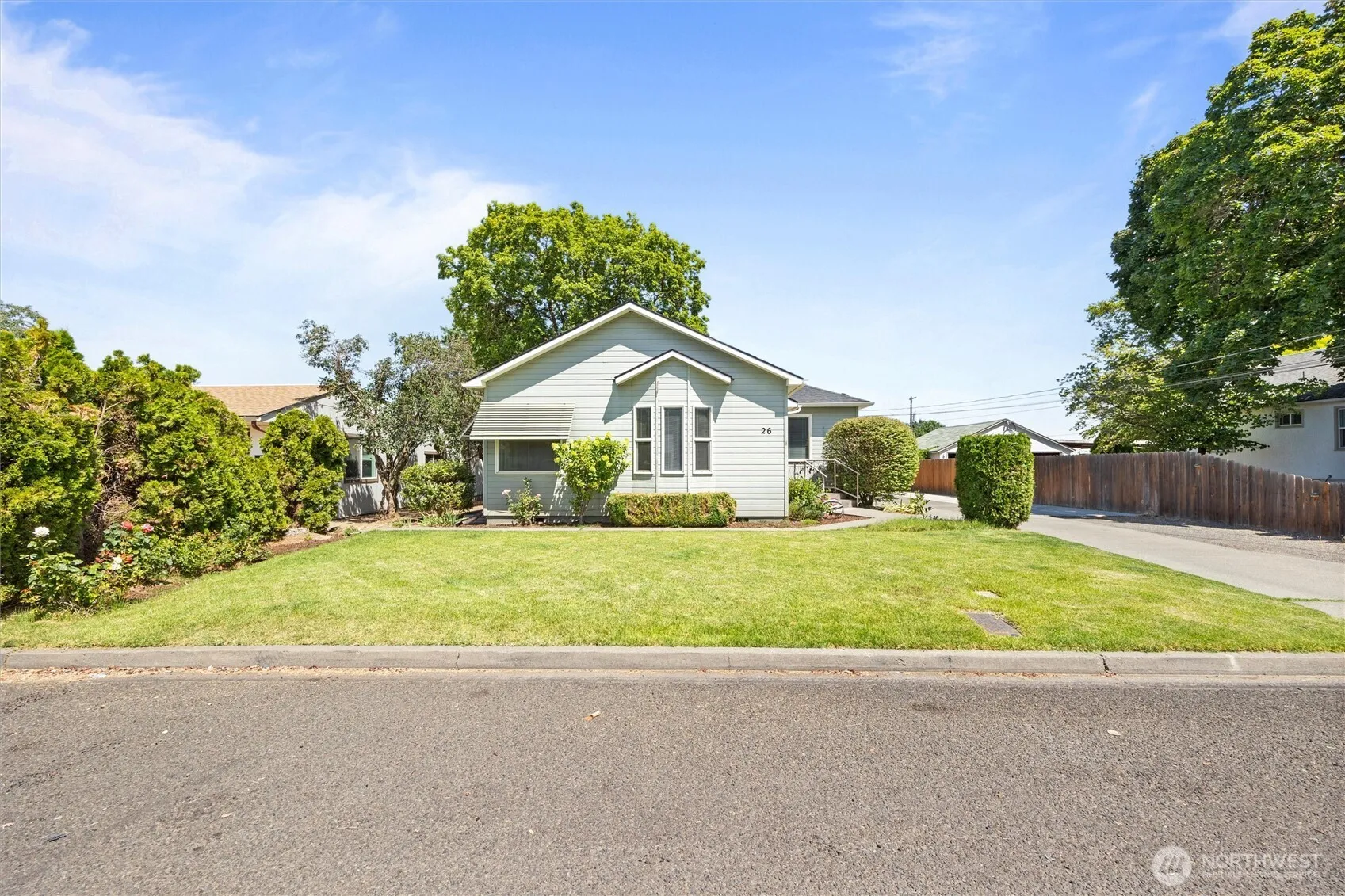 Property photo for 26 Sw 13th, College Place photo 2