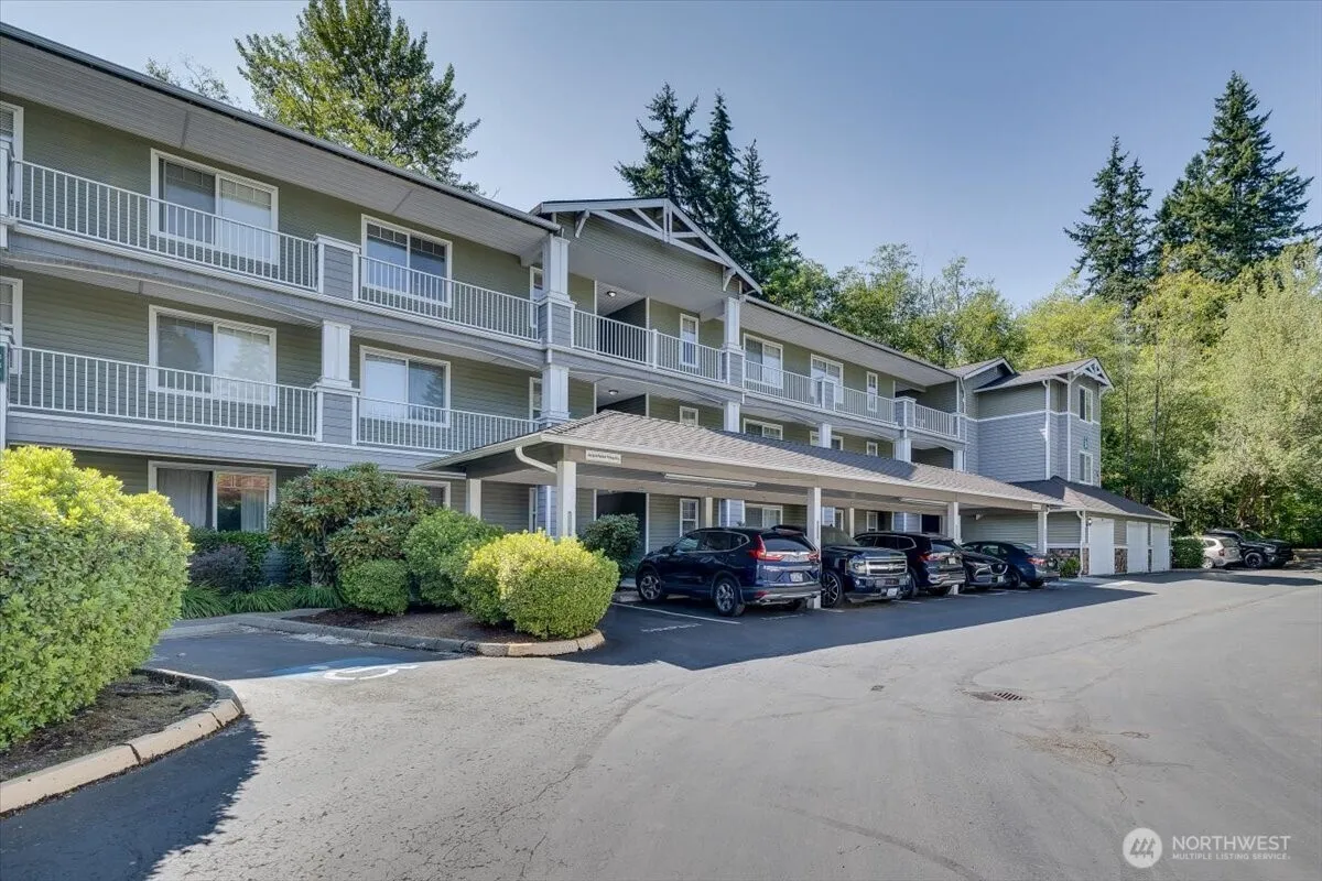 Property photo for 12712 Admiralty Way #b204, Everett