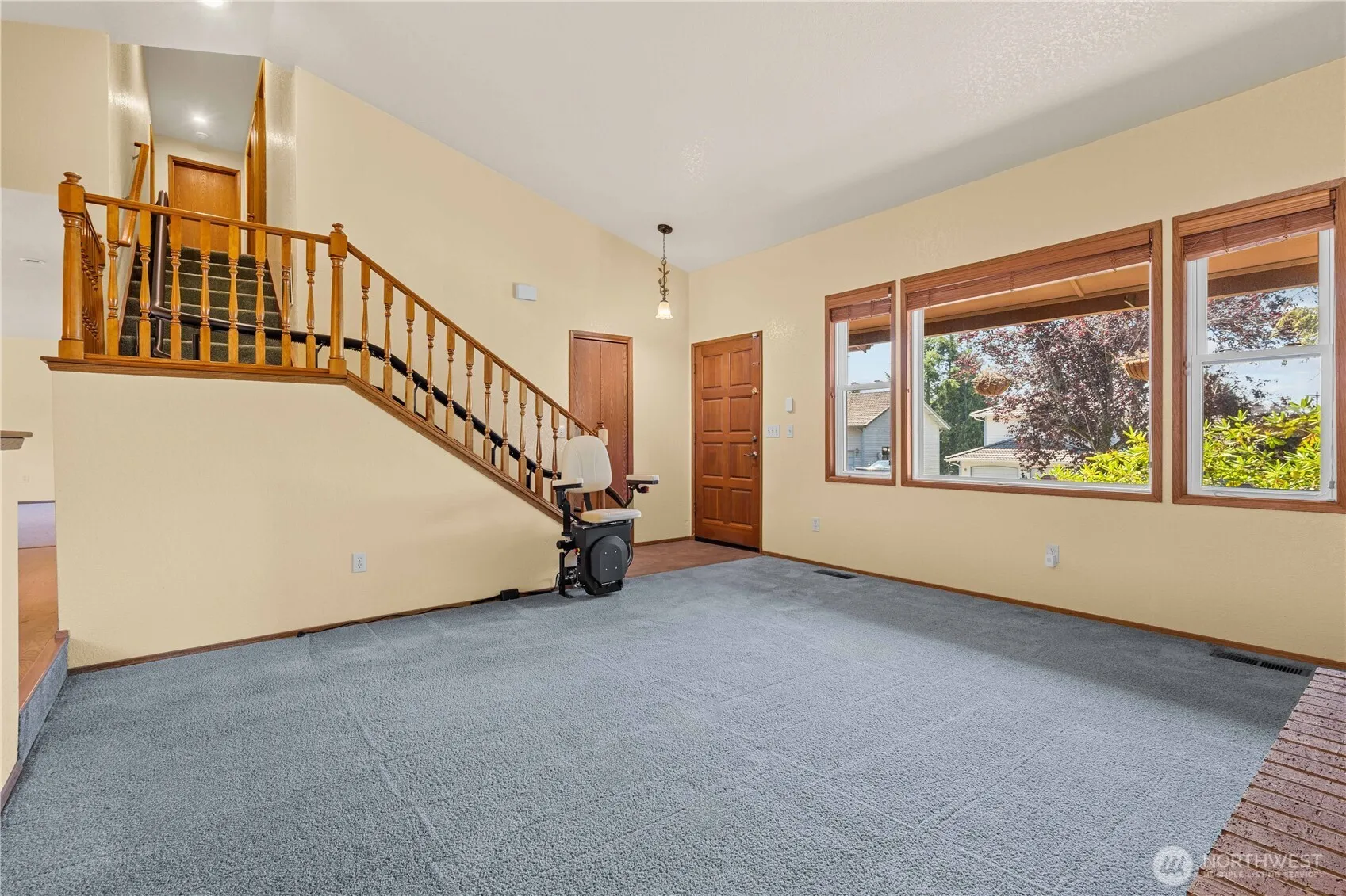 Property photo for 13700 Se 201st Street, Kent photo 4