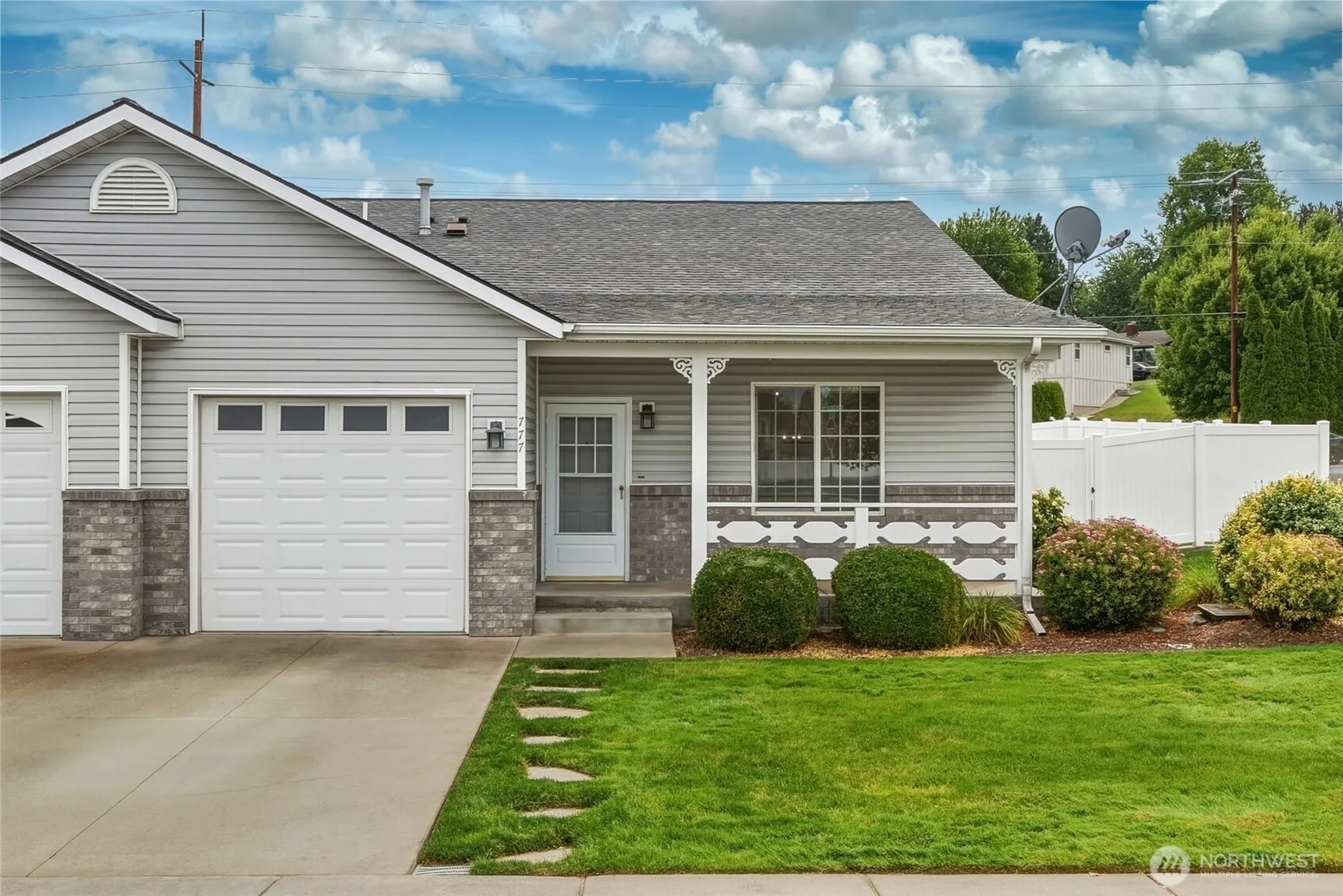 Property photo for 777 Se Magnoni, College Place