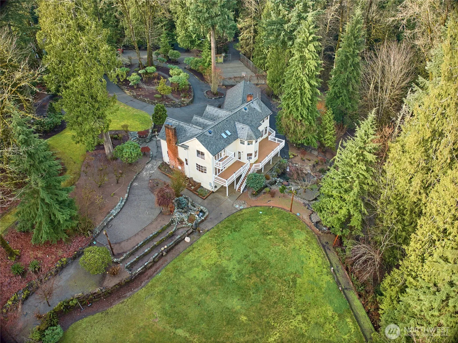 Property photo for 18400 228th Avenue Ne, Woodinville photo 2