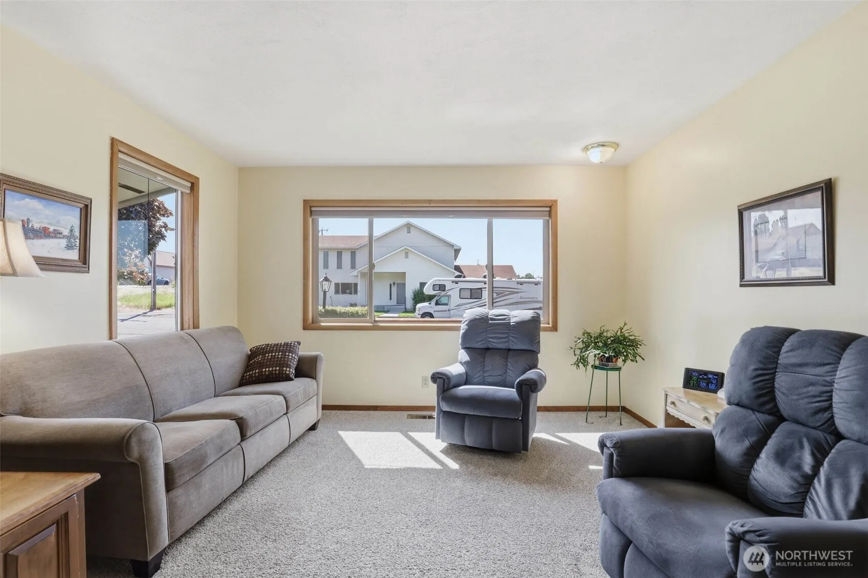 Property photo for 401 11th Street, Davenport photo 5