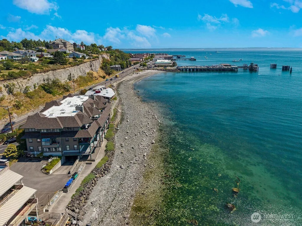Property photo for 1633 Water Street #3, Port Townsend photo 2