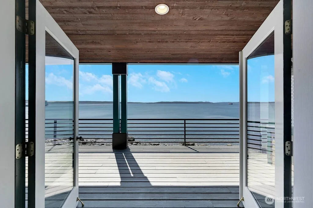 Property photo for 1633 Water Street #3, Port Townsend