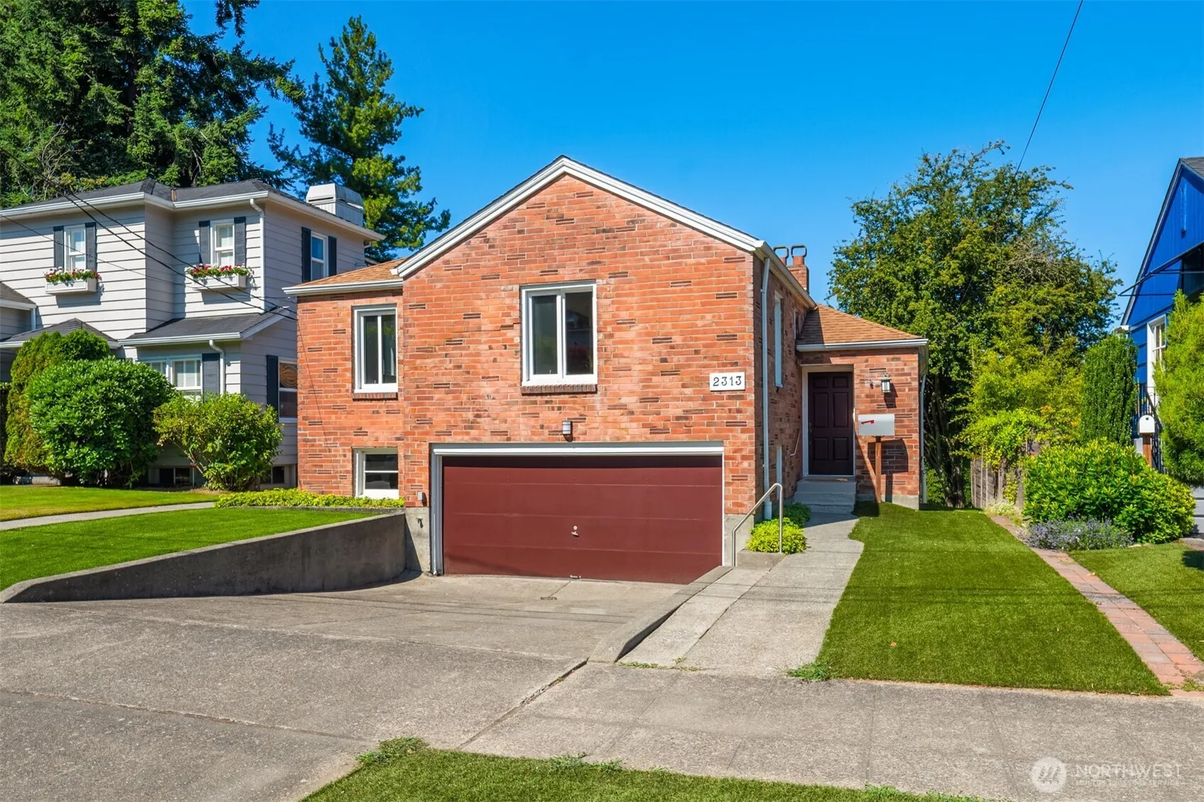 Property photo for 2313 47th Avenue Sw, Seattle