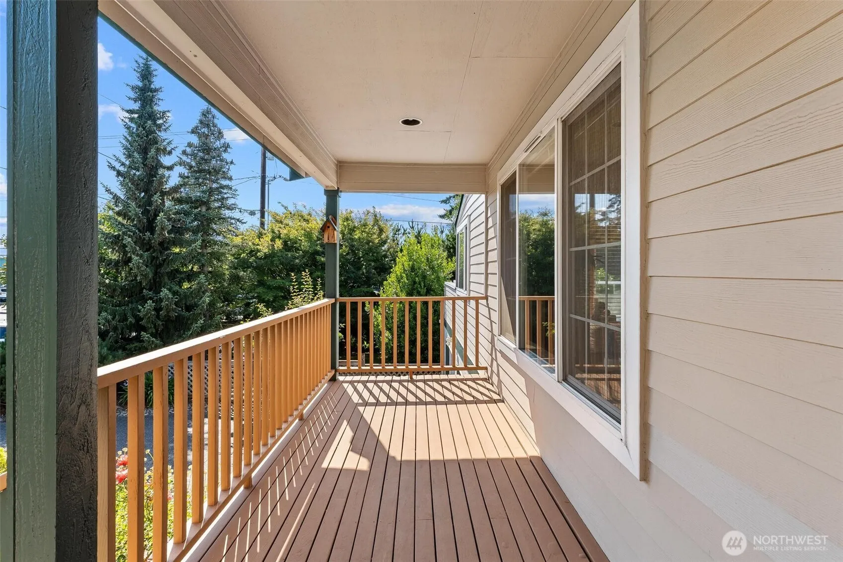 Property photo for 911 Brookmere Street, Edmonds photo 4