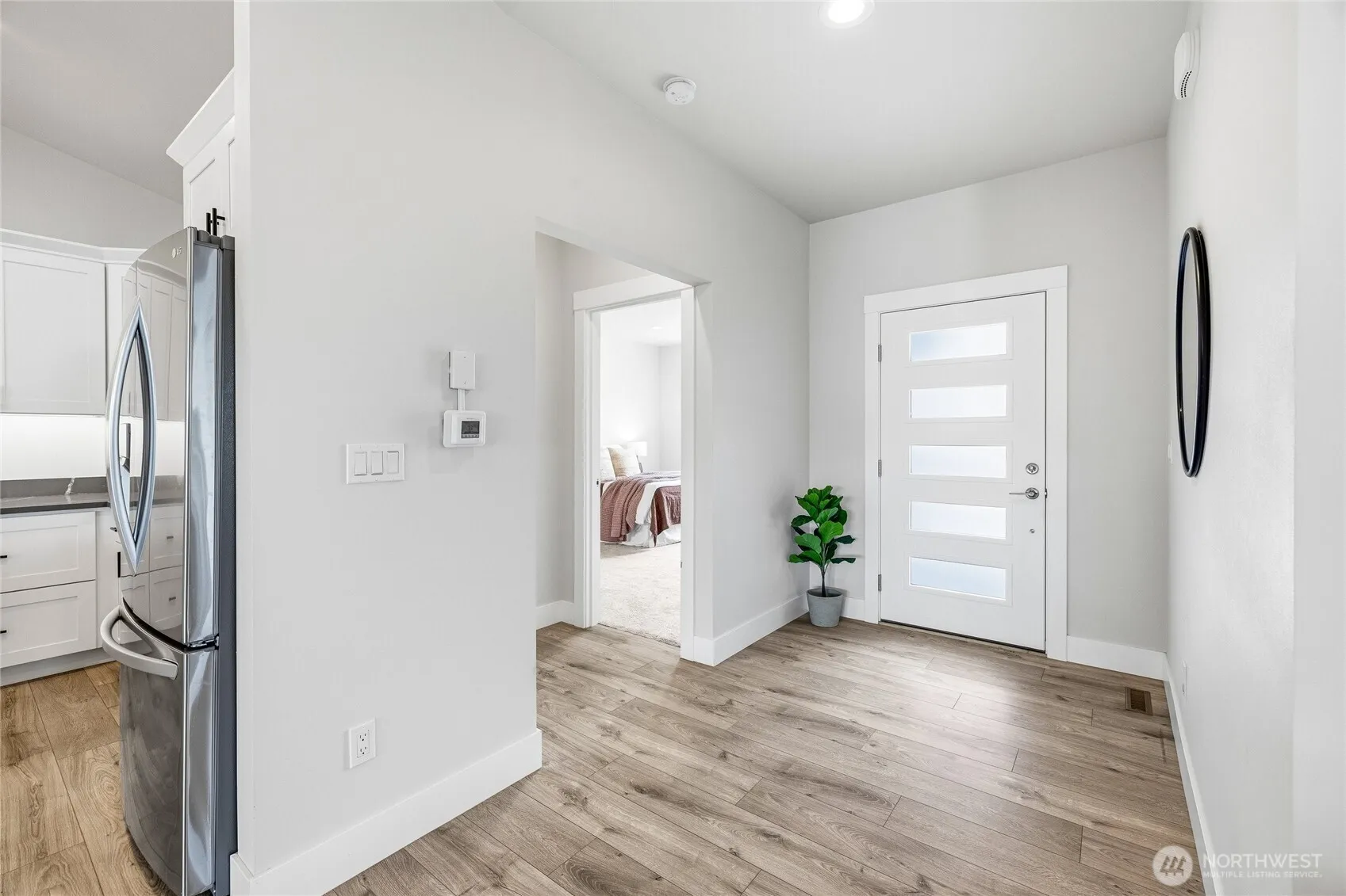 Property photo for 1725 Aaron Drive, Lynden photo 2