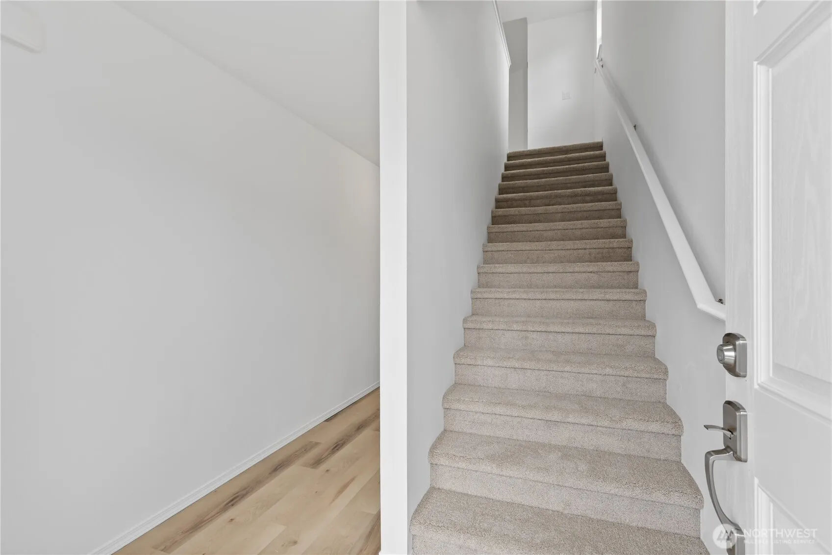 Property photo for 3311 Arbor Street, Mount Vernon photo 5